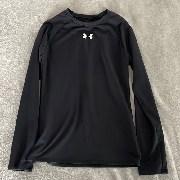 Excellent condition under armor fitted cold gear - Picture 1 of 3